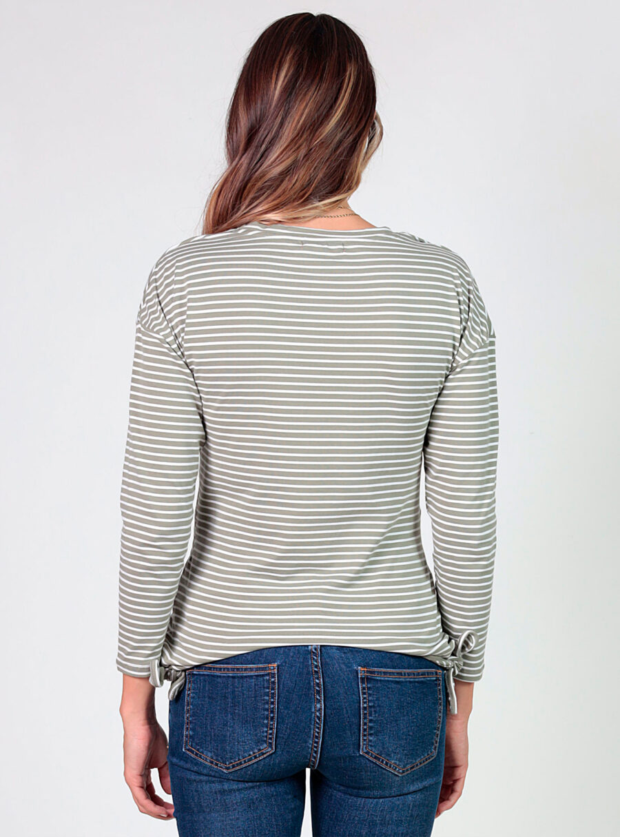 camiseta de rayas con lazos - Imagen 4