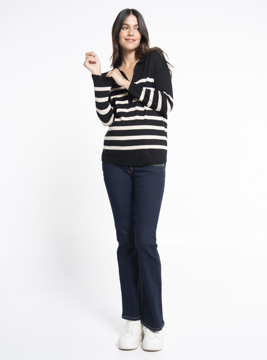 Jeans premamá flared en indigo oscuro