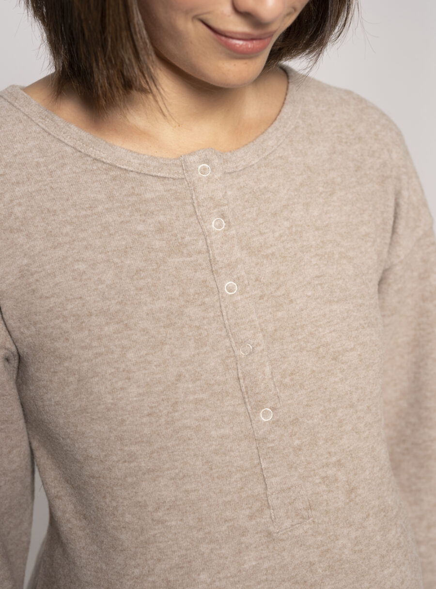 Camiseta lactancia comfy con botones - Imagen 6