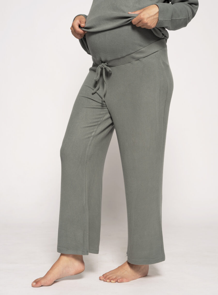 Pantalón premamá ancho de canalé home - Imagen 2