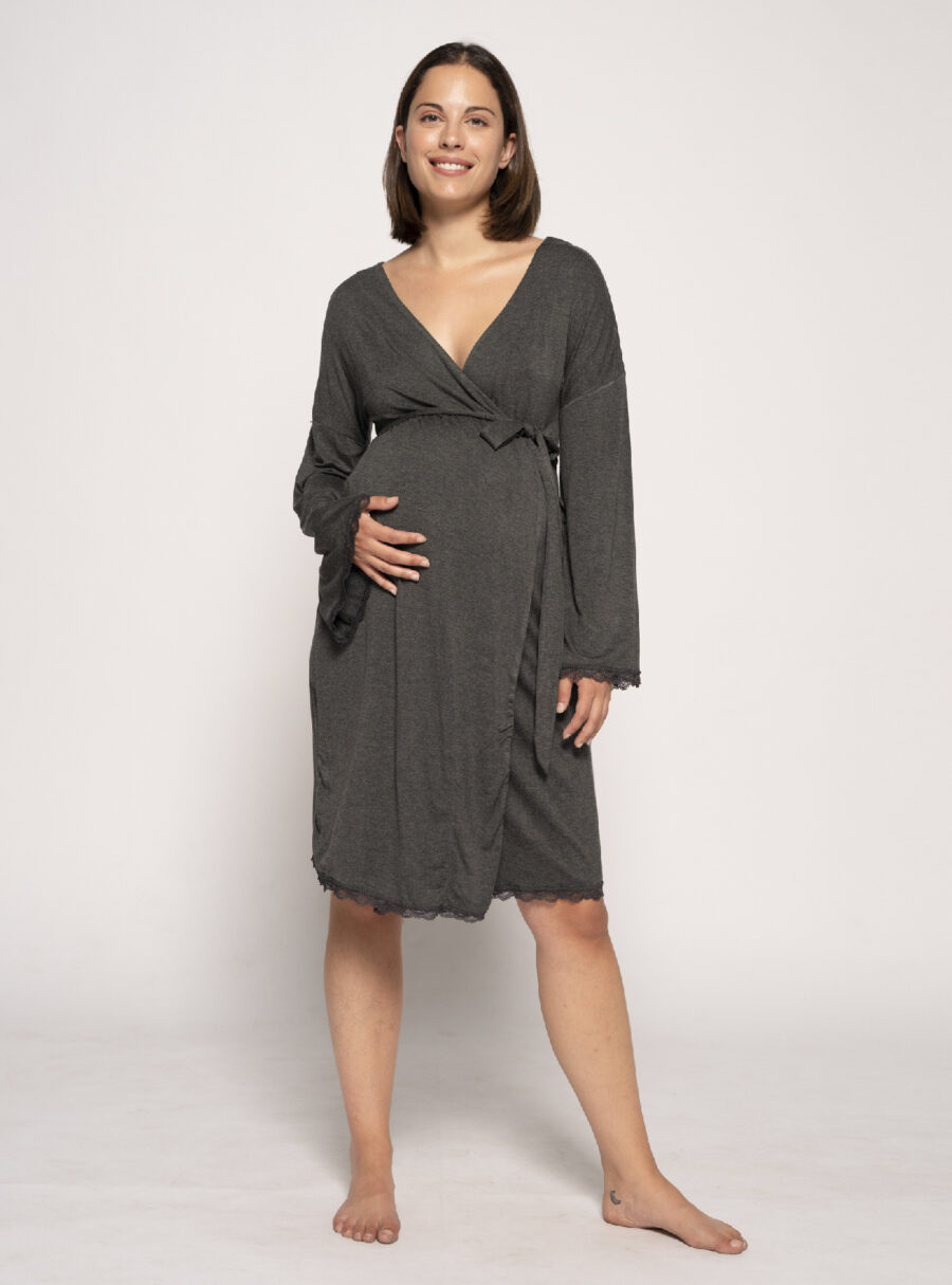 Bata premamá con encaje a tono - Imagen 4